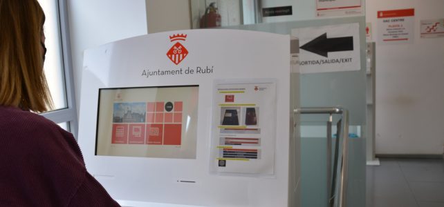 Per a una atenció ciutadana digna i unes condicions laborals justes a l’OAC de Rubí